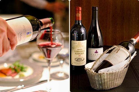 写真：当レストランソムリエが厳選した信州産や世界各地のワイン